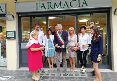 /img/lavori/farmacia_cermenate/INAGURAZIONE FARMACIA COMUNALE CERMENATE COMO.jpg